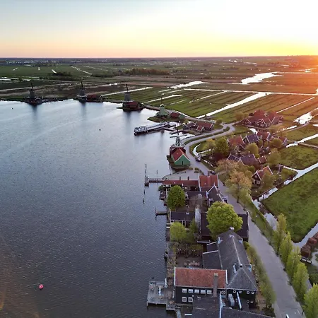 Hotel Boetiek Parel Aan De Zaan Near Zaanse Schans And Amsterdam *